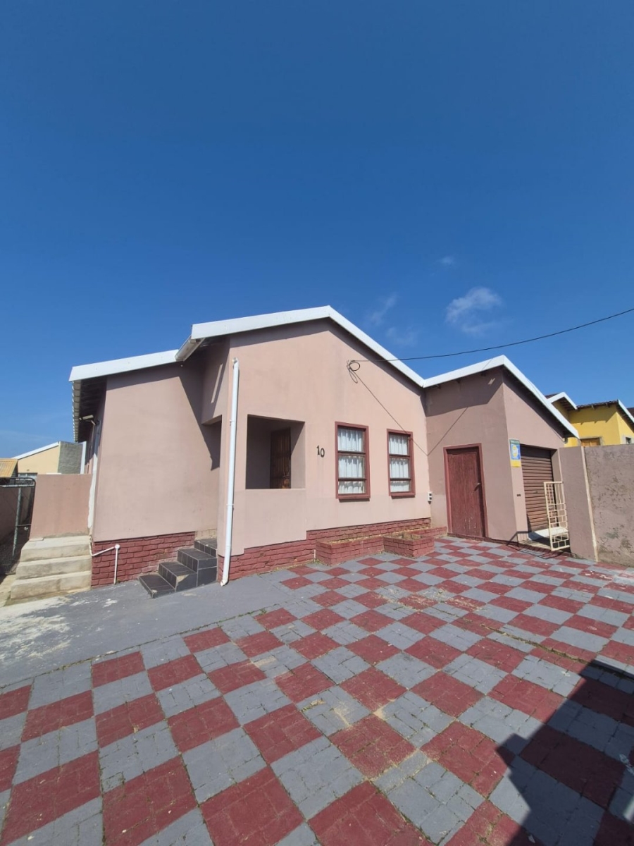 3 Bedroom Property for Sale in Amalinda Eastern Cape